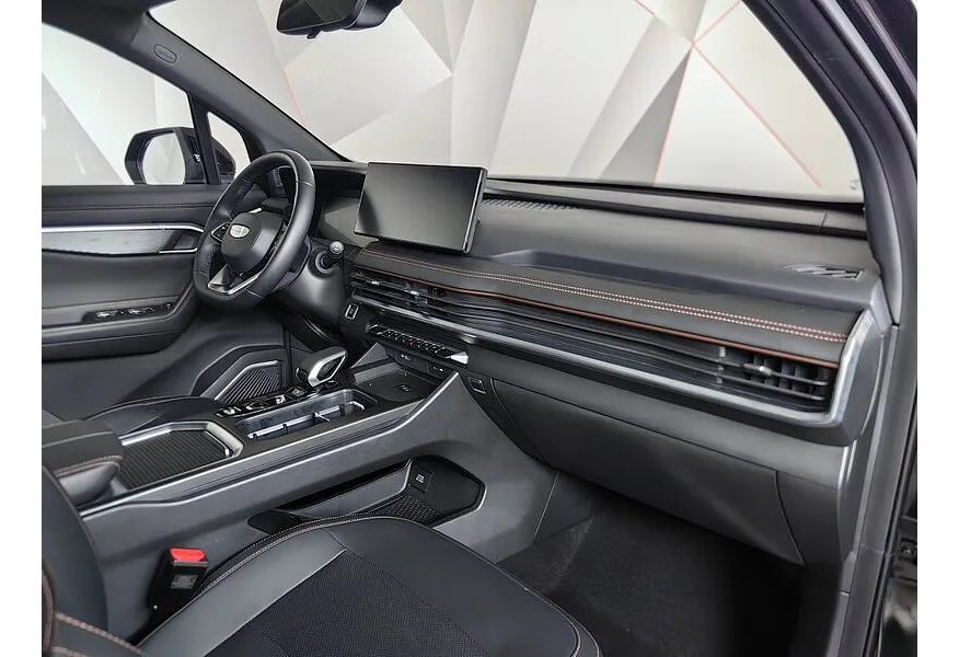 Geely Okavango 2.0T 7DCT 2WD (200 л.с.) Flagship Черный в АВИЛОН. Слайд №12