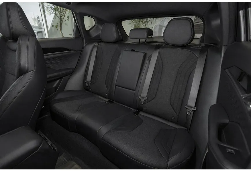 Belgee X50+ 1.5T DCT FWD (147 л.с.) Стиль Серебристый в АВИЛОН. Слайд №9