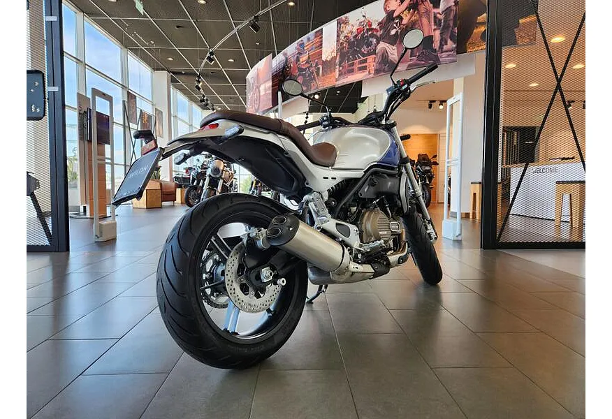 LIVE. Слайд №8