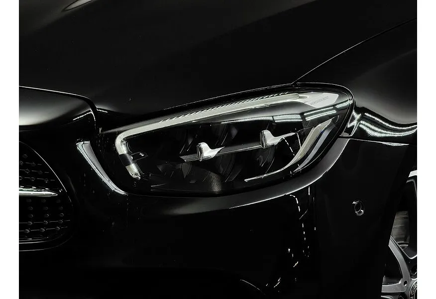 Mercedes-Benz E-Класс E 300 d 4MATIC 9G-TRONIC (249 л.с.) Sport Plus Черный в АВИЛОН. Слайд №10