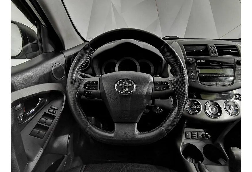 Toyota RAV4 2.0 CVT (158 л.с.) Белый в АВИЛОН. Слайд №20