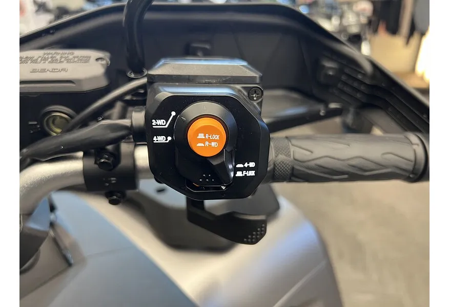 Benda Redstone 550 R2 499 см³ (45 л.с.) 45 499 Серый в АВИЛОН. Слайд №10