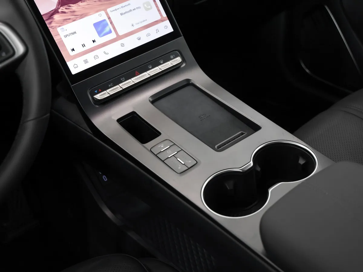 Tenet Plus L4 1.5T 6DCT 2WD (147 л.с.) Элегант Белый в АВИЛОН. Слайд №12