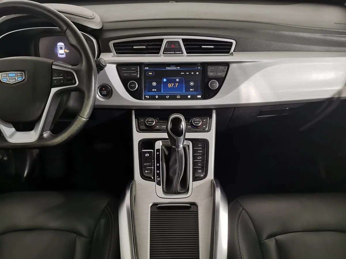 Geely Atlas 2.4 AT AWD (148 л.с.) Standard Черный в АВИЛОН. Слайд №13