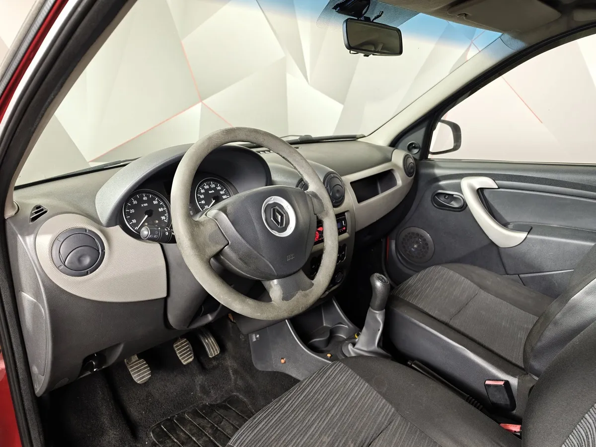 Renault Logan 1.4 MT (75 л.с.) Красный в АВИЛОН. Слайд №17