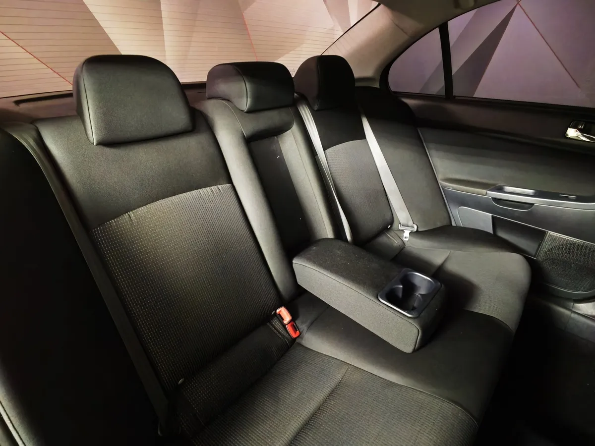 Mitsubishi Lancer 1.8 CVT (143 л.с.) Красный в АВИЛОН. Слайд №17