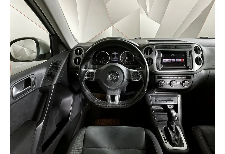 АВИЛОН - Volkswagen Tiguan 1.4 TSI BlueMotion DSG (150 л.с.) Sport & Style Белый - slide 7