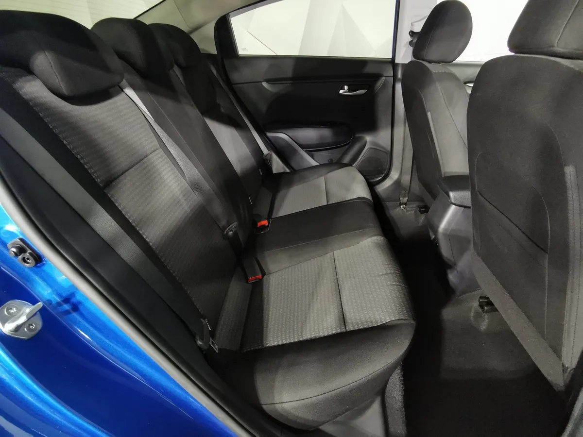 Kia Rio 1.6 AT (123 л.с.) Prestige Синий в АВИЛОН. Слайд №15