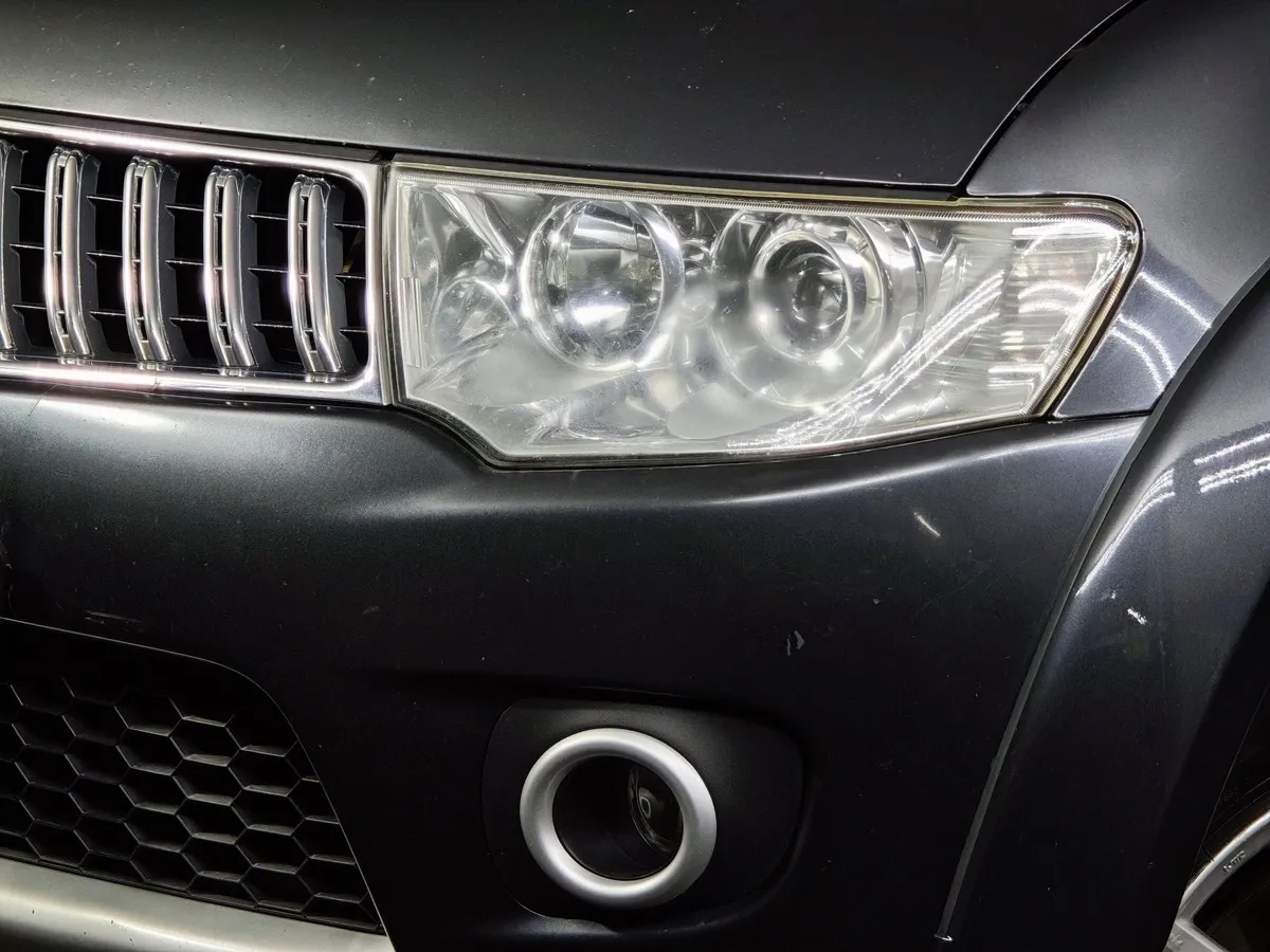 Mitsubishi Pajero Sport 2.5 DI-D AT AWD (178 л.с.) Серый в АВИЛОН. Слайд №10