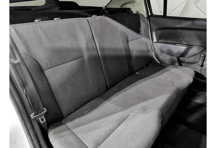 Renault Logan 1.6 MT (82 л.с.) Белый в АВИЛОН. Слайд №10