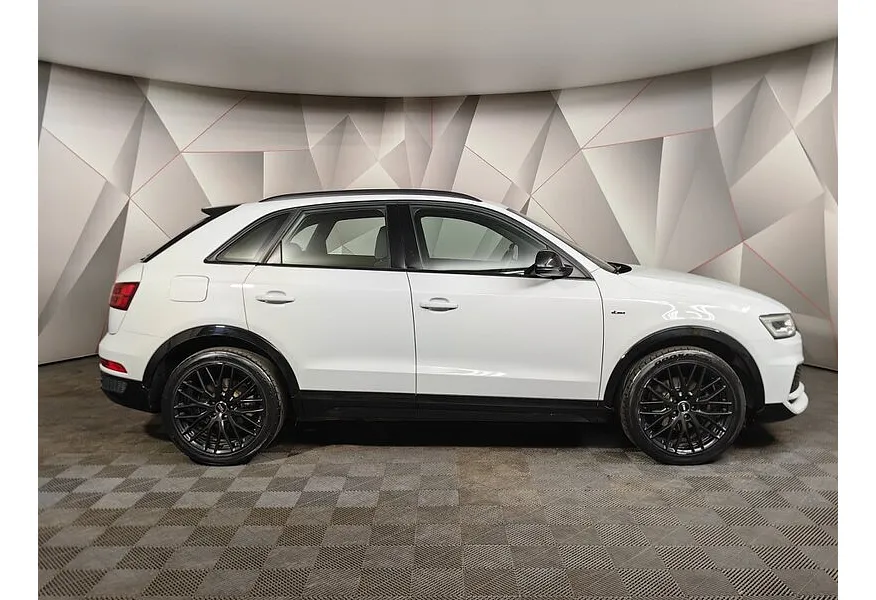 Audi Q3 2.0 TFSI S tronic quattro (180 л.с.) Sport Белый в АВИЛОН. Слайд №6