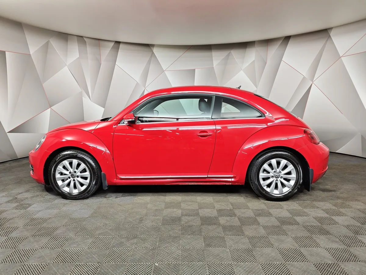 Volkswagen Beetle 1.2 TSI BlueMotion DSG (105 л.с.) Красный в АВИЛОН. Слайд №5