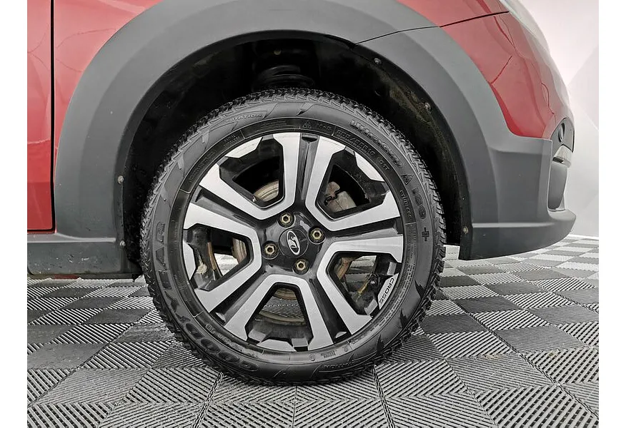 ВАЗ (Lada) Largus 1.6 MT 16 кл (5 мест) (106 л.с.) KS045-52-X00 Luxe Красный в АВИЛОН. Слайд №9