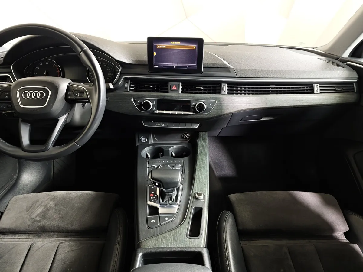 Audi A4 2.0 TFSI S tronic (150 л.с.) Sport Черный в АВИЛОН. Слайд №14