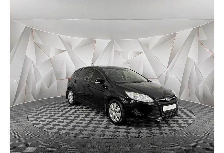 Ford Focus 1.6 Ti-VCT PowerShift (105 л.с.) Trend Черный в АВИЛОН. Слайд №3