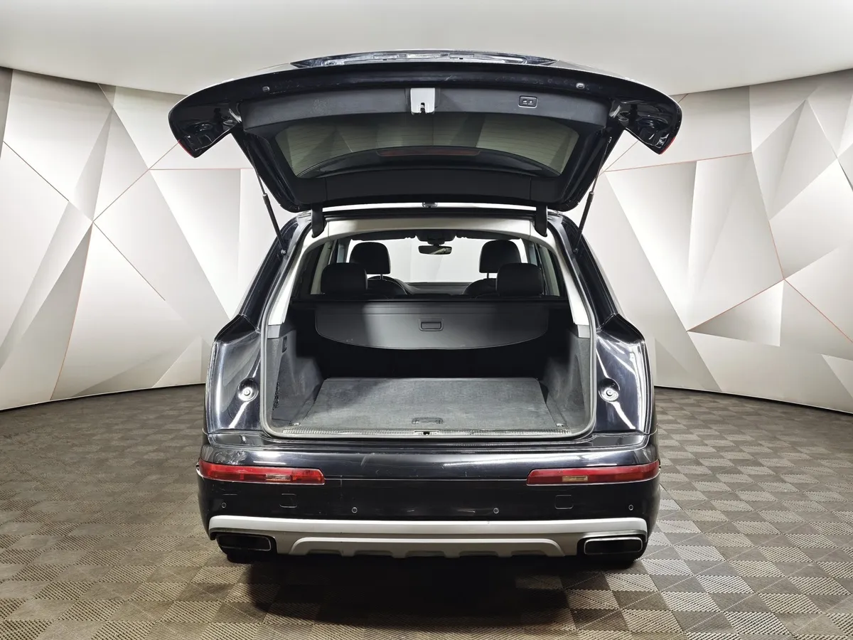 Audi Q7 3.0 TDI Tiptronic quattro (249 л.с.) Черный в АВИЛОН. Слайд №11