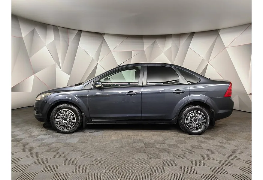 Ford Focus 2.0 AT (145 л.с.) Titanium Серый в АВИЛОН. Слайд №5