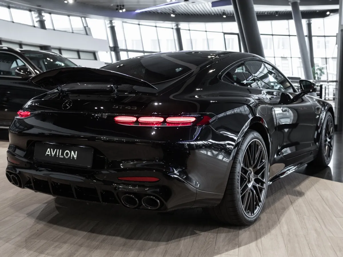 Mercedes-Benz AMG GT 43 4MATIC SPEEDSHIFT TCT 9G (367 л.с.) Черный в АВИЛОН. Слайд №7