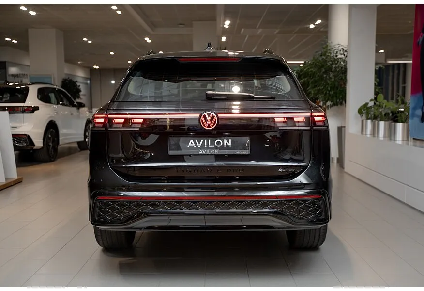 АВИЛОН - Volkswagen Tiguan 380 TSI 2.0 DSG 4WD (220 л.с.) R-Line Черный - slide 1