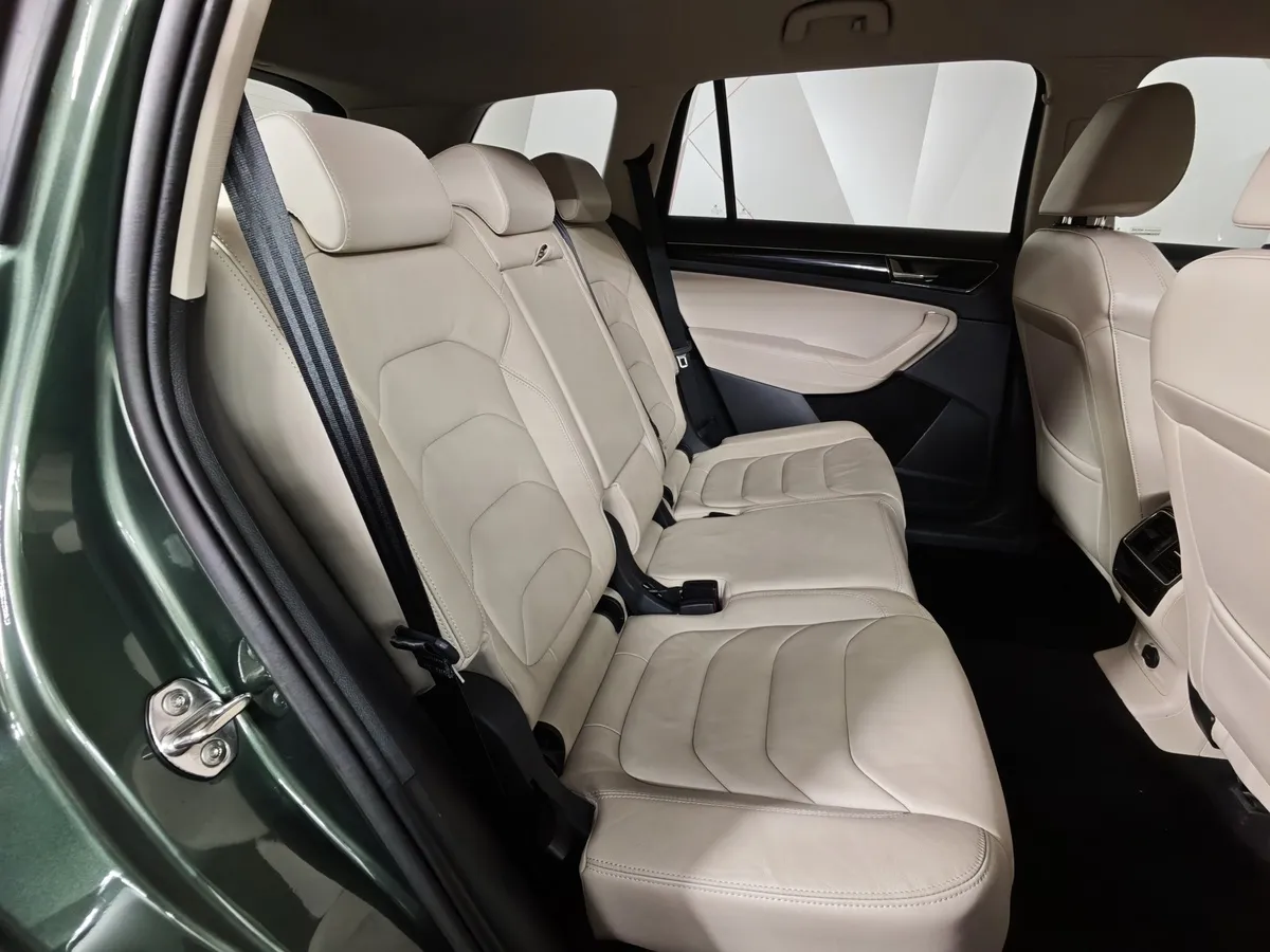 Skoda Kodiaq 1.4 TSI DSG 4X4 (150 л.с.) Зеленый в АВИЛОН. Слайд №15