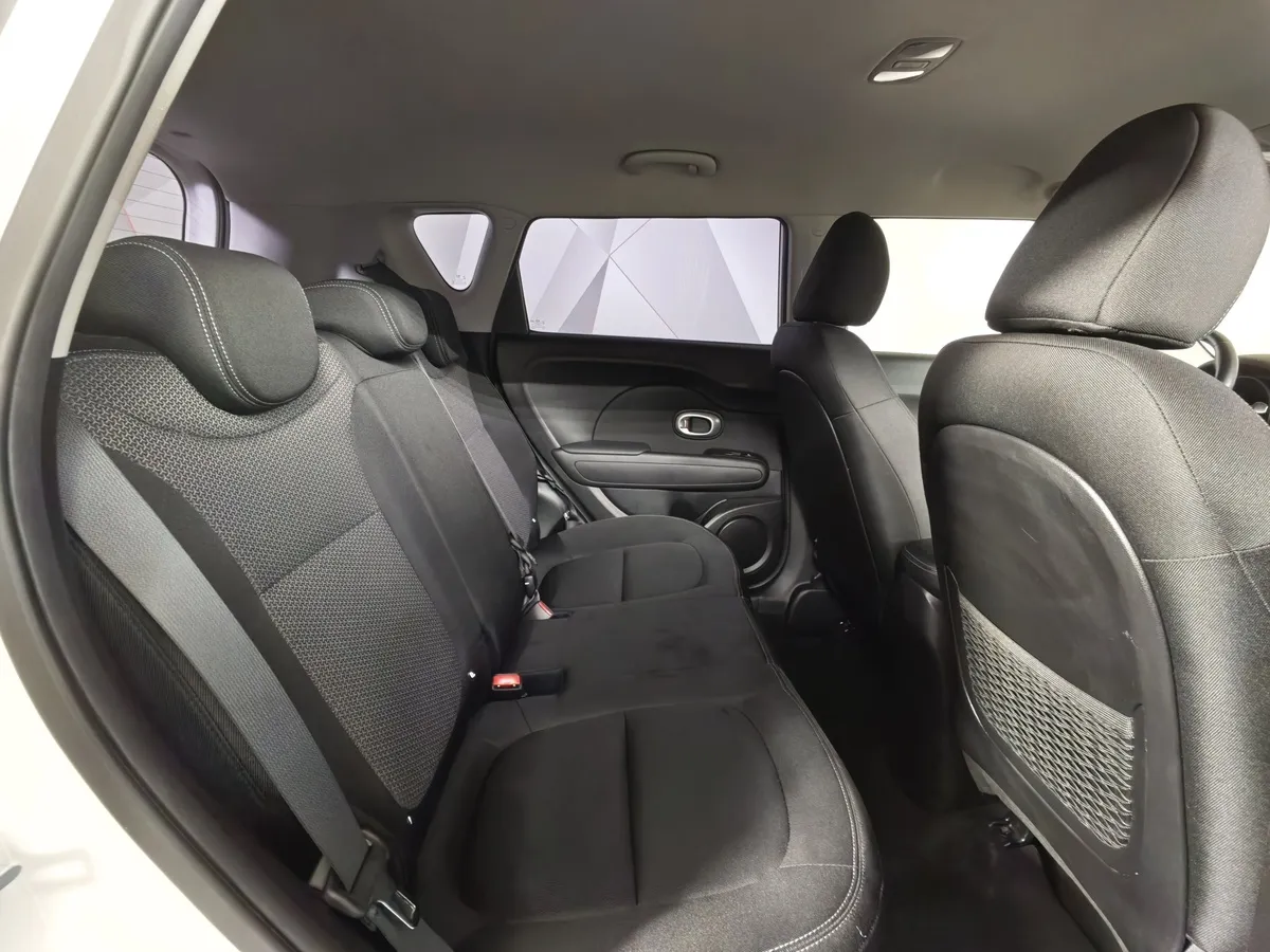 Kia Soul 2.0 MPI AT (150 л.с.) Classic Белый в АВИЛОН. Слайд №16
