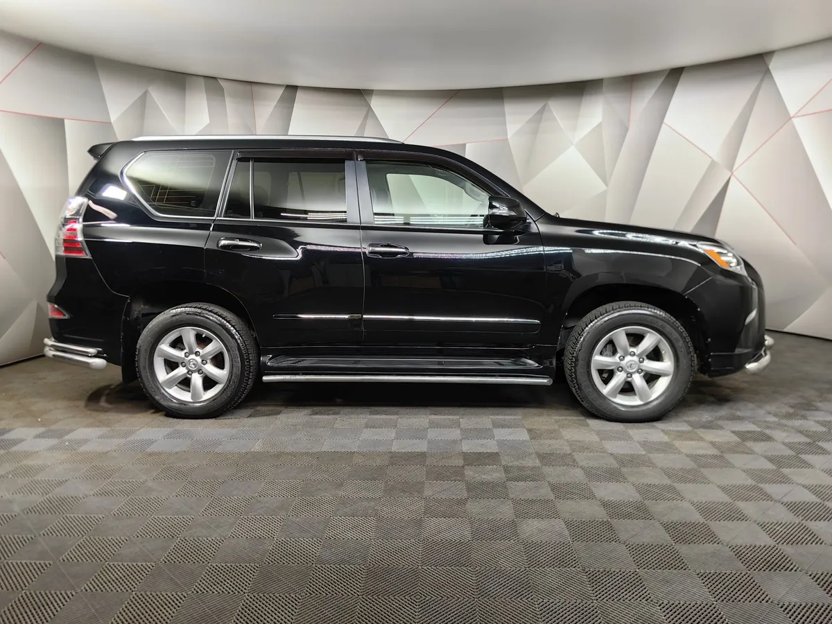 Lexus GX 460 AT AWD (5 мест) (296 л.с.) Черный в АВИЛОН. Слайд №6