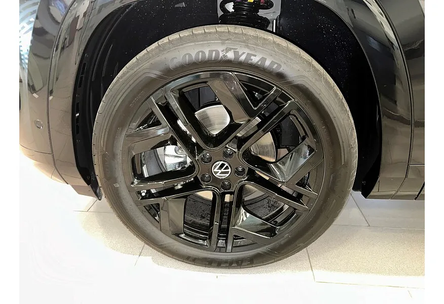 АВИЛОН - Volkswagen Teramont PRO 2.0 TSI 7DSG 4Motion (272 л.с.) Summit Edition Черный - slide 17