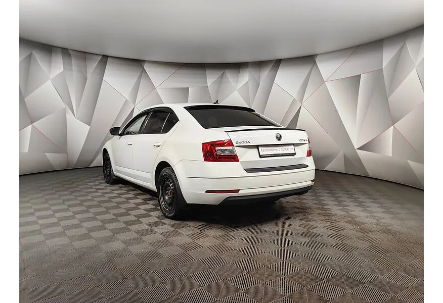 Skoda Octavia 1.6 AT (110 л.с.) Белый в АВИЛОН. Слайд №4
