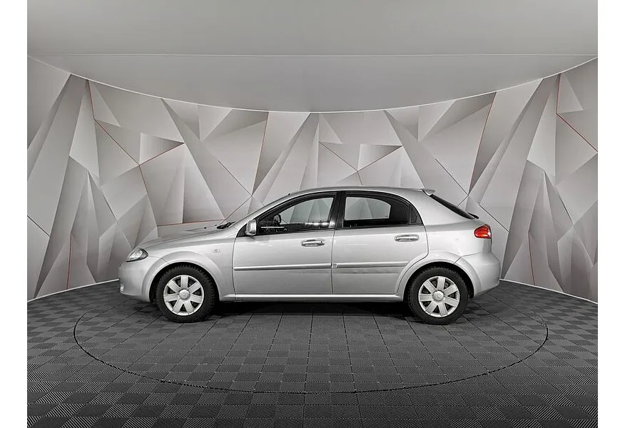 Chevrolet Lacetti 1.6 MT (109 л.с.) Platinum Серебристый в АВИЛОН. Слайд №5