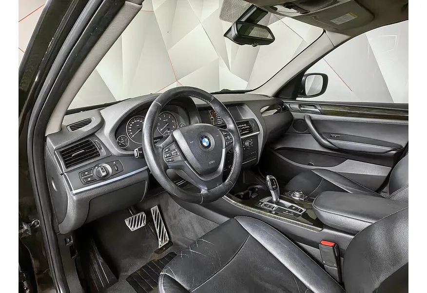 LIVE. Слайд №8