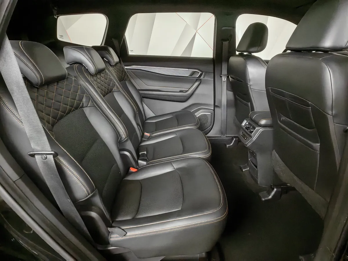 Geely Okavango 2.0T 7DCT 2WD (200 л.с.) Luxury Черный в АВИЛОН. Слайд №15