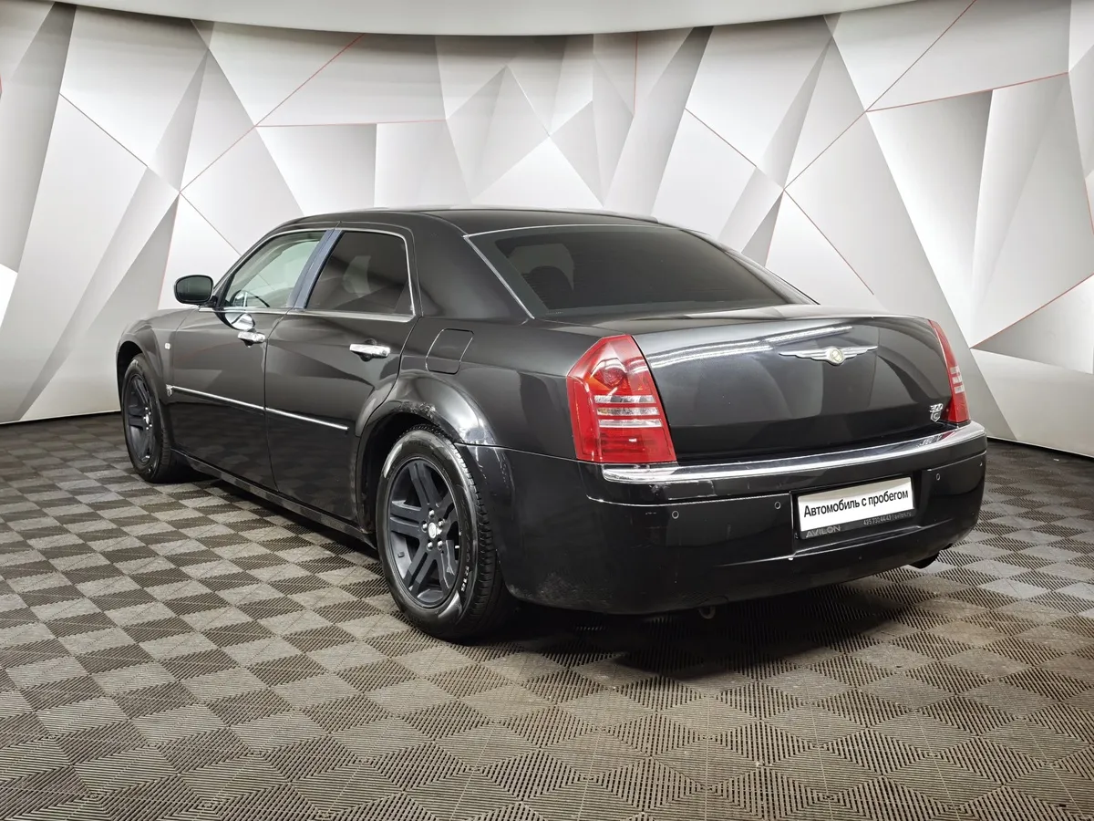 Chrysler 300C 3.5 AT (249 л.с.) Черный в АВИЛОН. Слайд №4