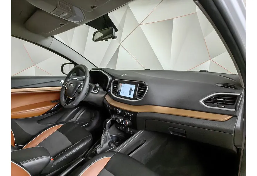 LIVE. Слайд №9