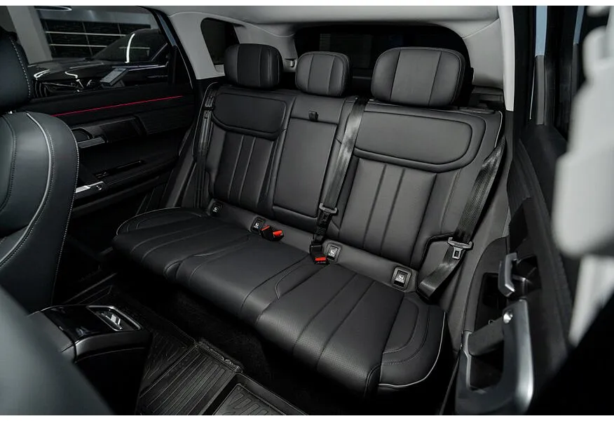 Jaecoo J7 1.6T 7DCT 4WD (150 л.с.) Active LP Серебристый в АВИЛОН. Слайд №12