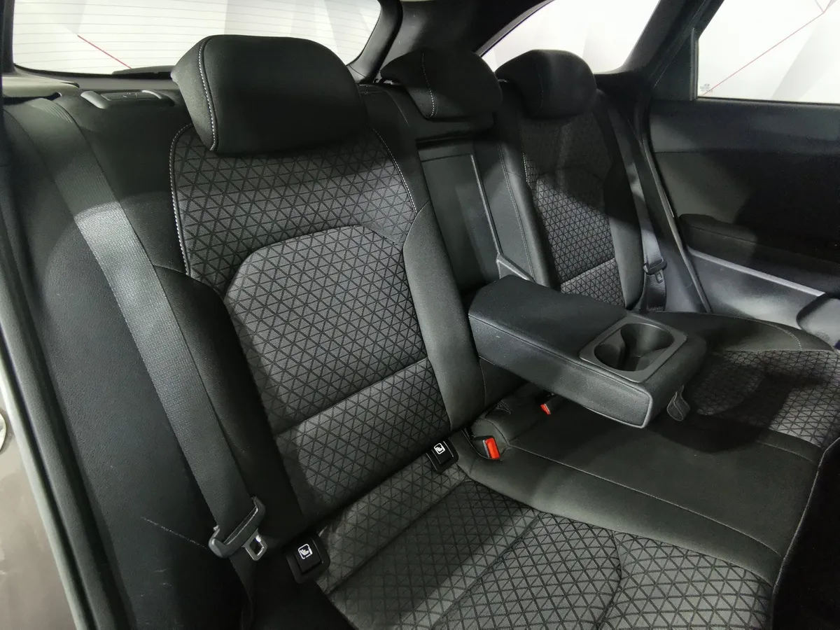 Kia Ceed 1.6 MPI AT (128 л.с.) Luxe Коричневый в АВИЛОН. Слайд №16