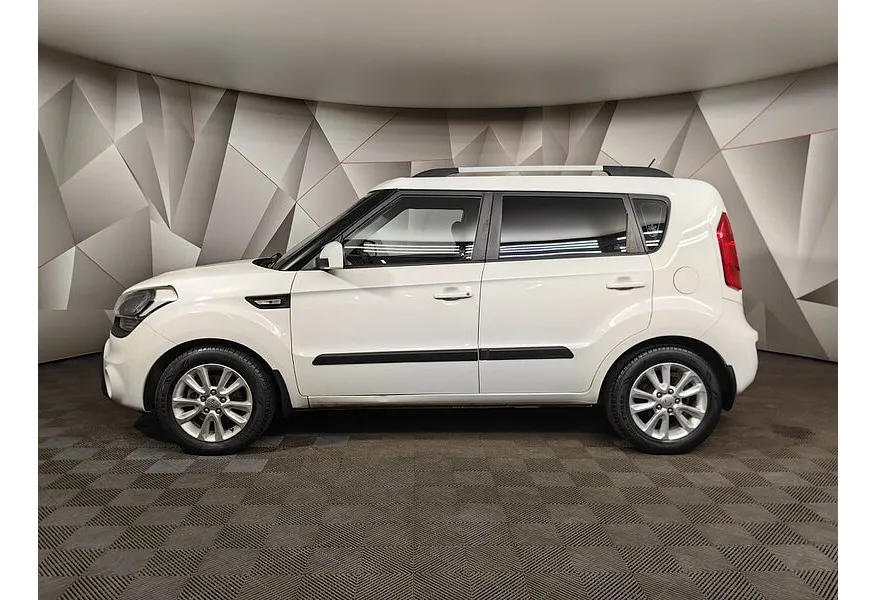 АВИЛОН - Kia Soul 1.6 MT (124 л.с.) Luxe Белый - slide 2
