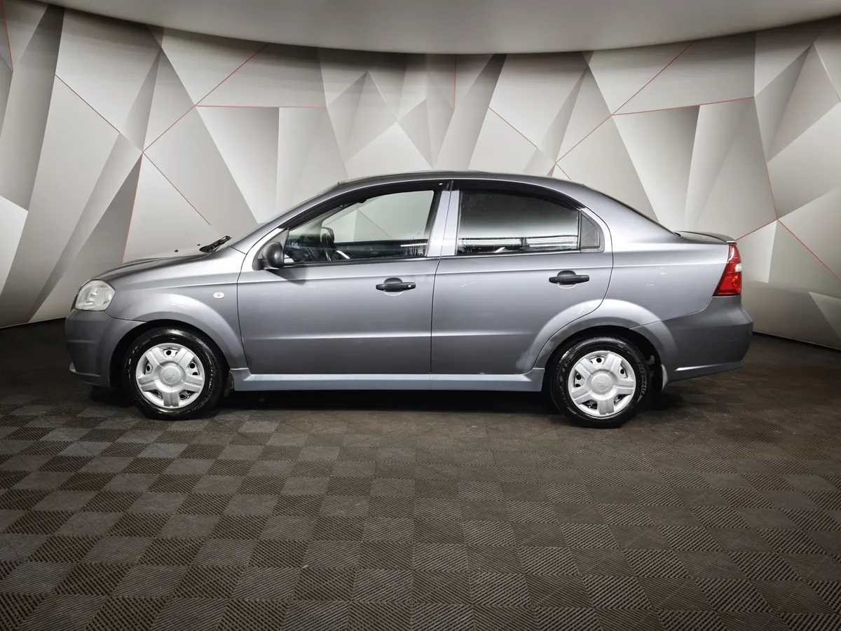 Chevrolet Aveo 1.2 MT (84 л.с.) Серый в АВИЛОН. Слайд №5