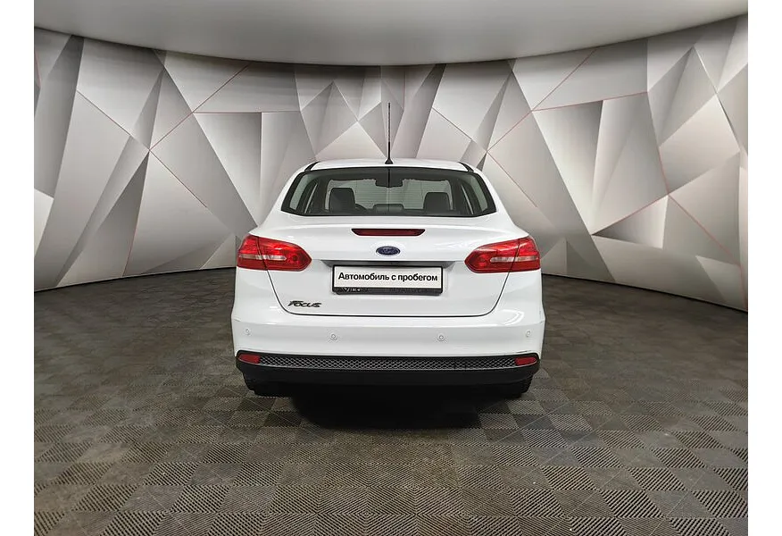 Ford Focus 1.6 PowerShift (125 л.с.) Titanium Белый в АВИЛОН. Слайд №8