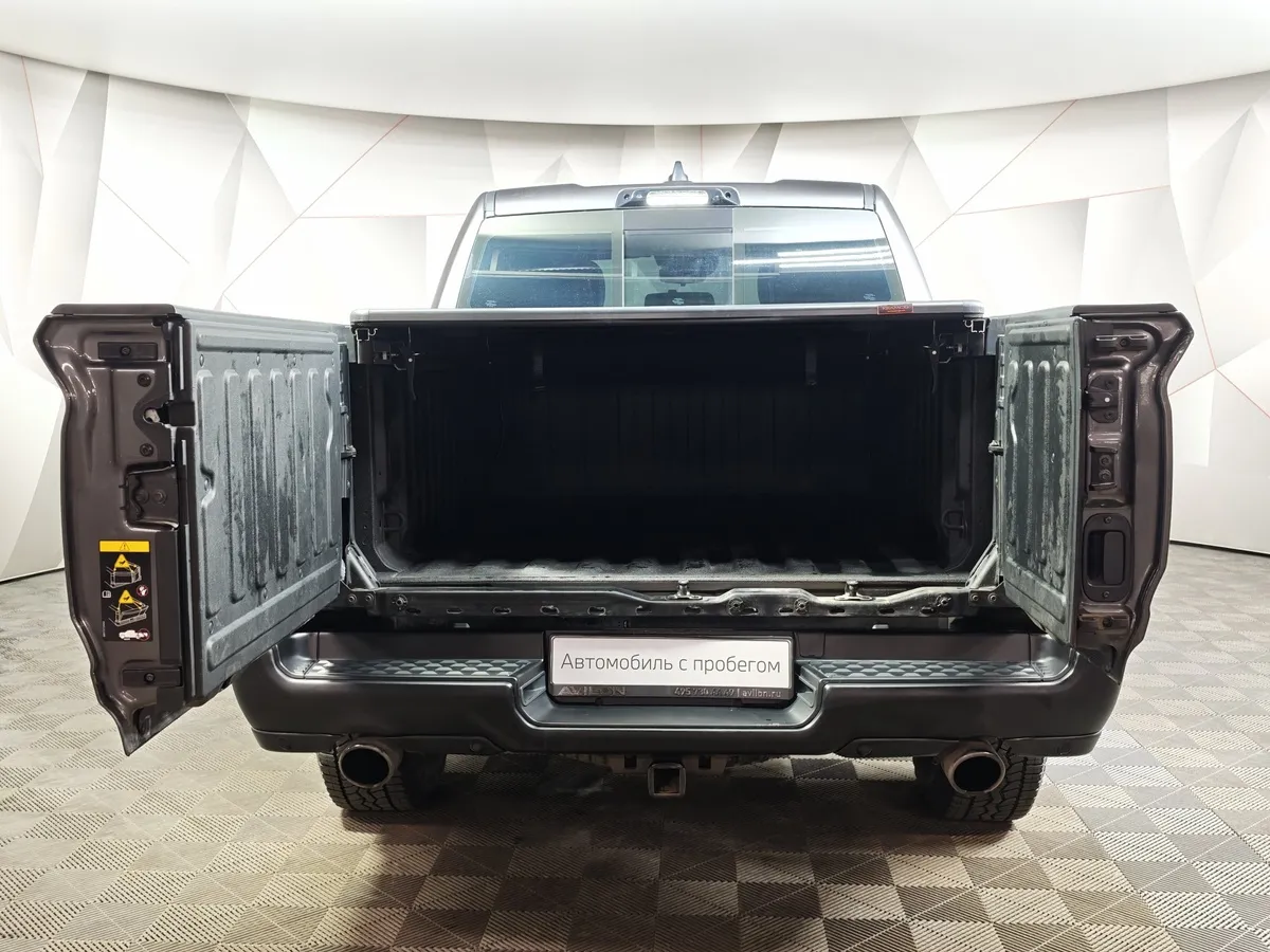 Dodge Ram 5.7 AT 4WD (395 л.с.) Rebel Серый в АВИЛОН. Слайд №12