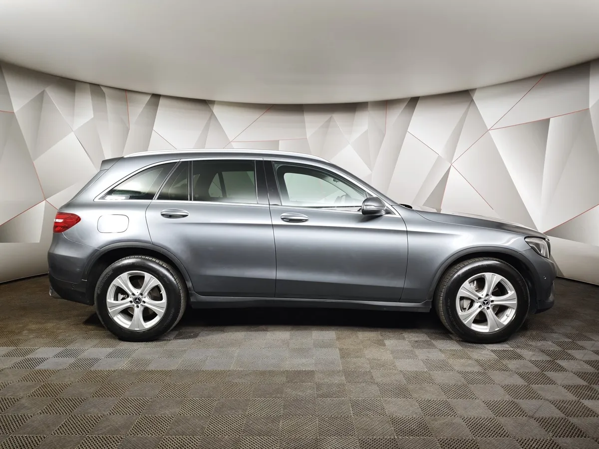 Mercedes-Benz GLC 250 9G-TRONIC 4MATIC (211 л.с.) Особая серия Серый в АВИЛОН. Слайд №6