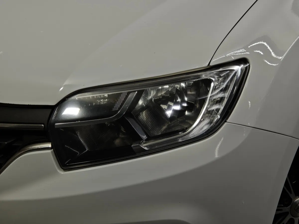 Renault Logan 1.6 MT (82 л.с.) Белый в АВИЛОН. Слайд №10