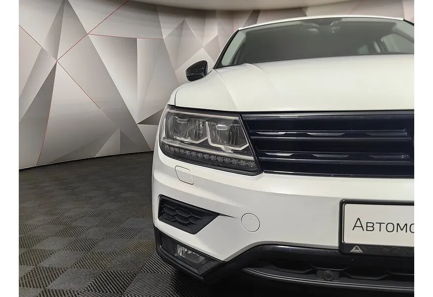 Volkswagen Tiguan 2.0 TSI 4Motion DSG (180 л.с.) OFFROAD Белый в АВИЛОН. Слайд №1