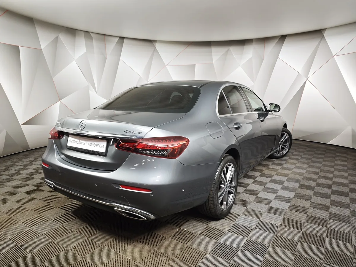 Mercedes-Benz E-Класс E 220 d 4MATIC 9G-TRONIC (194 л.с.) Premium (Локальная сборка) Серый в АВИЛОН. Слайд №2