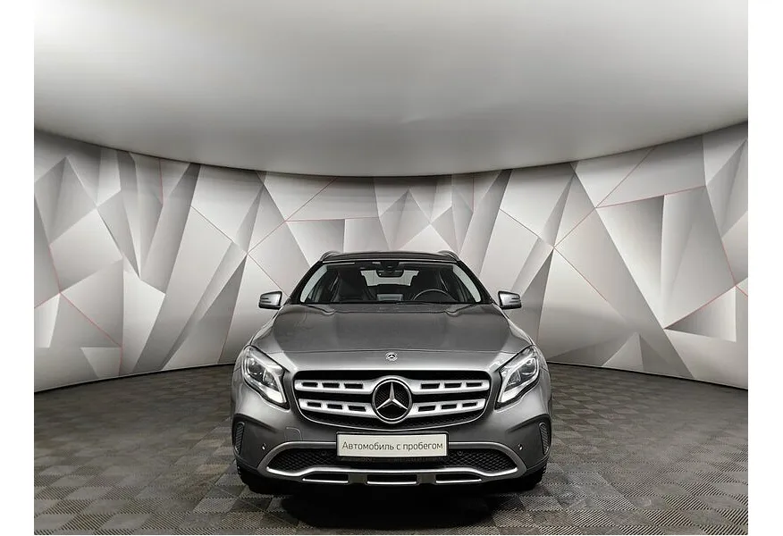 Mercedes-Benz GLA 200 7G-DCT (150 л.с.) Особая серия Серый в АВИЛОН. Слайд №7