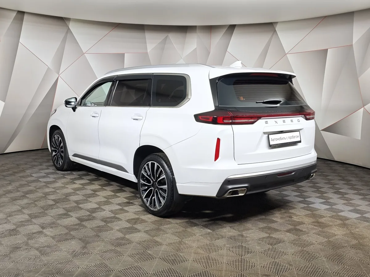 EXEED VX 2.0 AT AWD (249 л.с.) 7 мест President Белый в АВИЛОН. Слайд №4