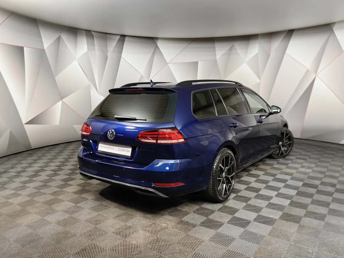 Volkswagen Golf E AT (115 л.с.) Синий в АВИЛОН. Слайд №2