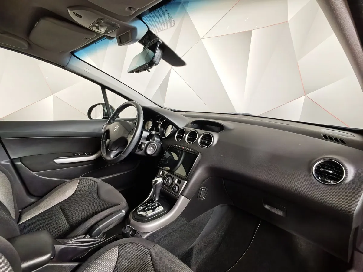 Peugeot 308 1.6 VTi AT (120 л.с.) Черный в АВИЛОН. Слайд №12