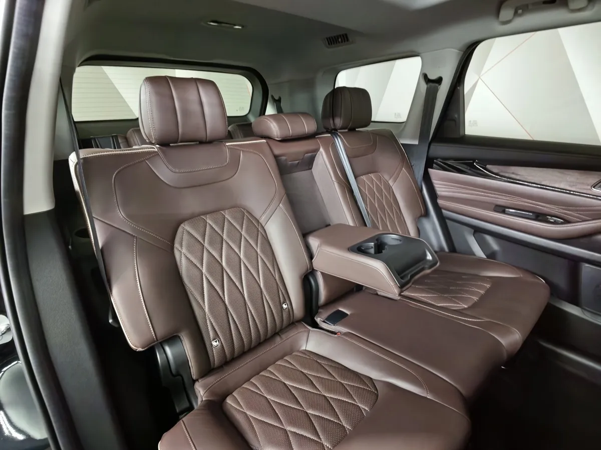 EXEED VX 2.0 AMT AWD (249 л.с.) President Limited Edition Черный в АВИЛОН. Слайд №16