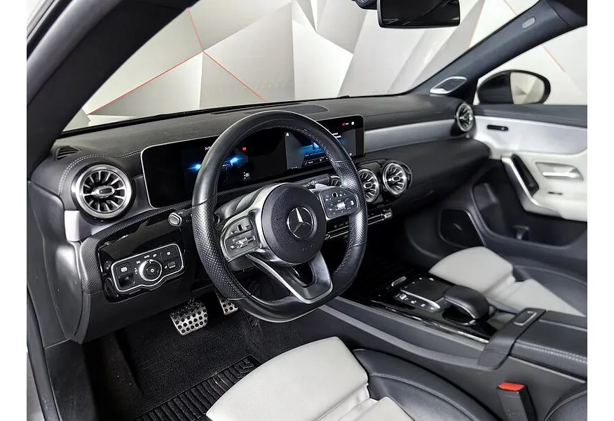 Mercedes-Benz CLA 200 7G-DCT (150 л.с.) Shooting Brake Sport Серый в АВИЛОН. Слайд №19