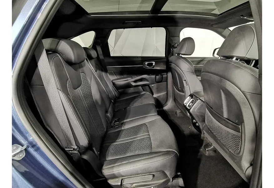 Kia Sorento 2.5 MPI 4WD AT (180 л.с.) Premium Синий в АВИЛОН. Слайд №17